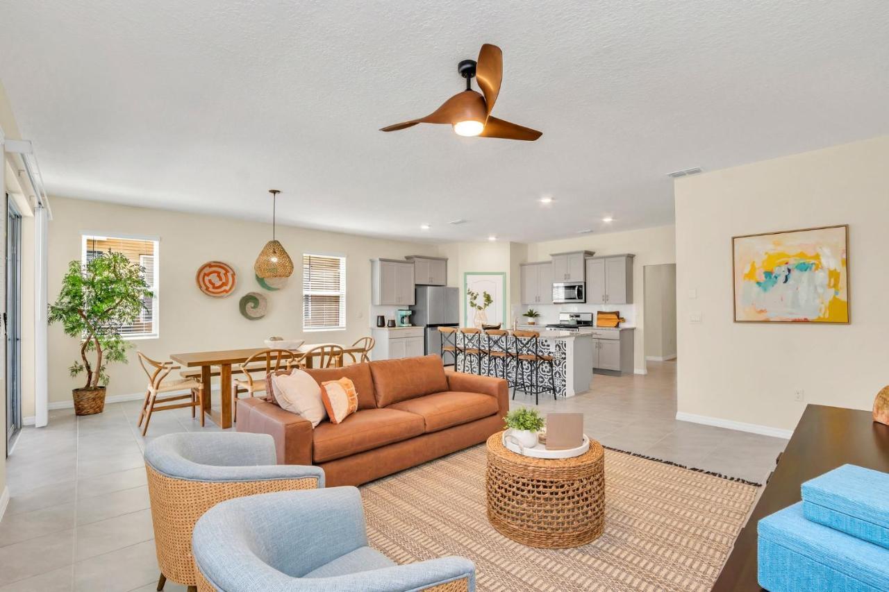 Pool-Jacuzzi Villa 6B Near Disney Davenport! Exterior photo