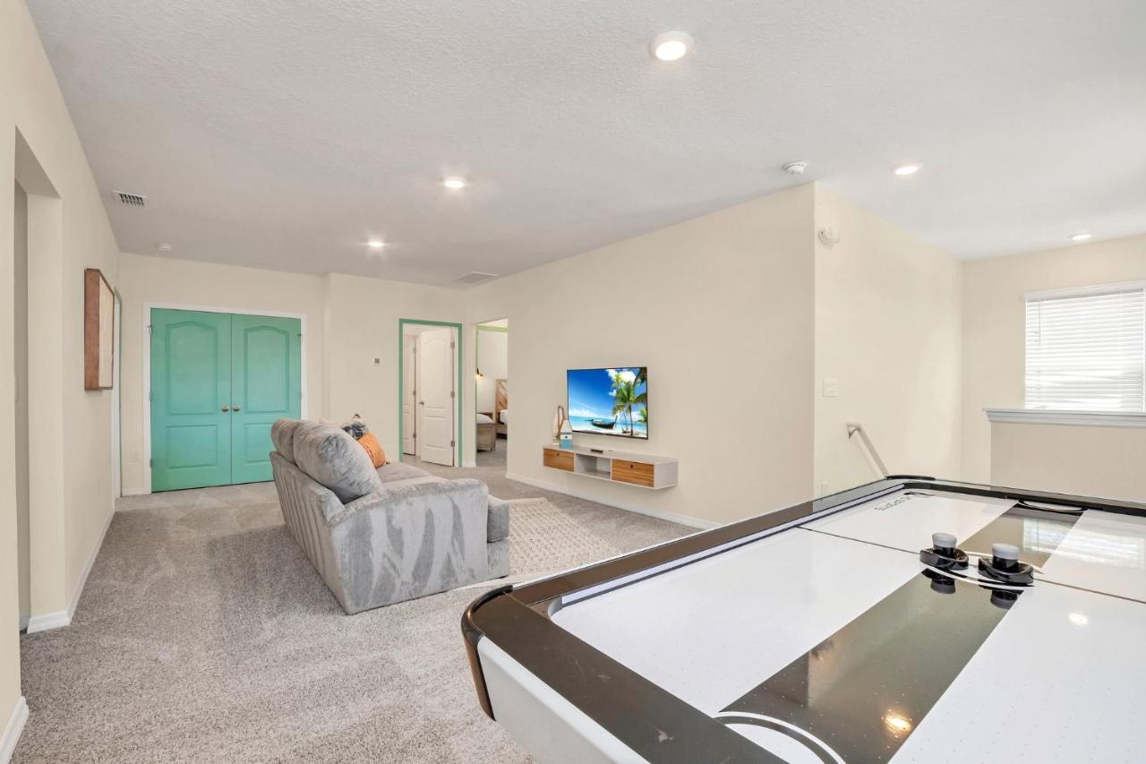 Pool-Jacuzzi Villa 6B Near Disney Davenport! Exterior photo