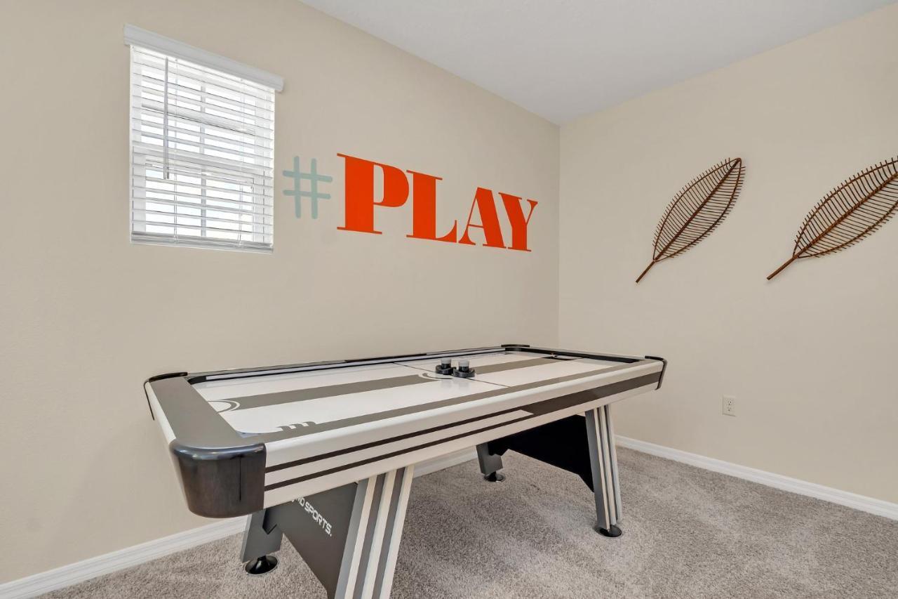 Pool-Jacuzzi Villa 6B Near Disney Davenport! Exterior photo